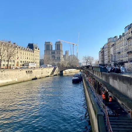 Appartamento Superb Flat Seine-notre Dame Parigi